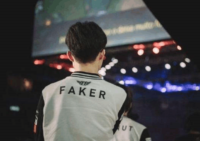 sheer ：第一次上场打LPL很紧张，赢下来很兴奋