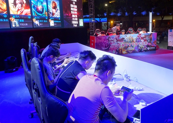 传闻：EG可能在VCT 2026赛季开始前将 C0M 重新任命为IGL位置